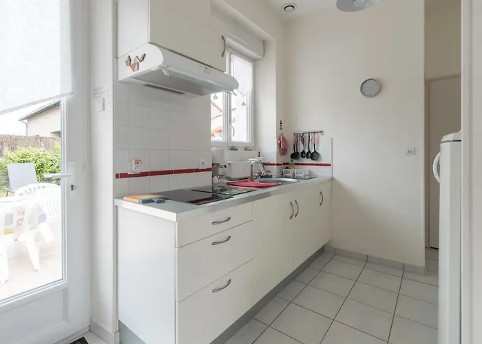 La Birochere - 400 M - Parking Pornic