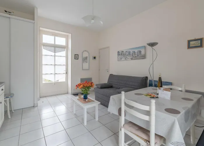 La Birochère Maison Lumineuse Avec Jardin Casa vacanze *